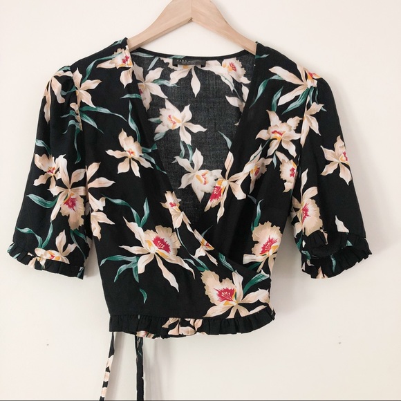 ZARA Printed wrap tee - Picture 2 of 6